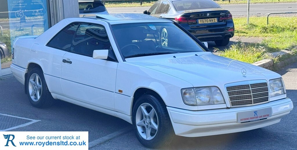 Mercedes-Benz E Class 2.2 E220 Cabriolet #1