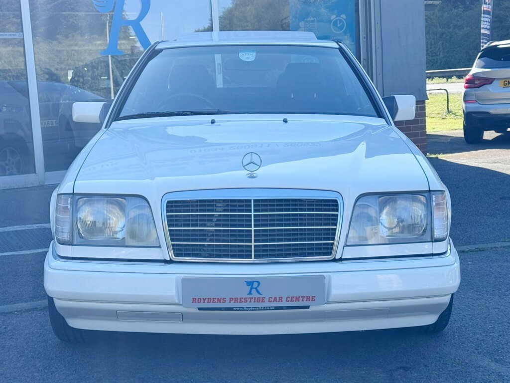 Mercedes-Benz E Class 2.2 E220 Cabriolet #4