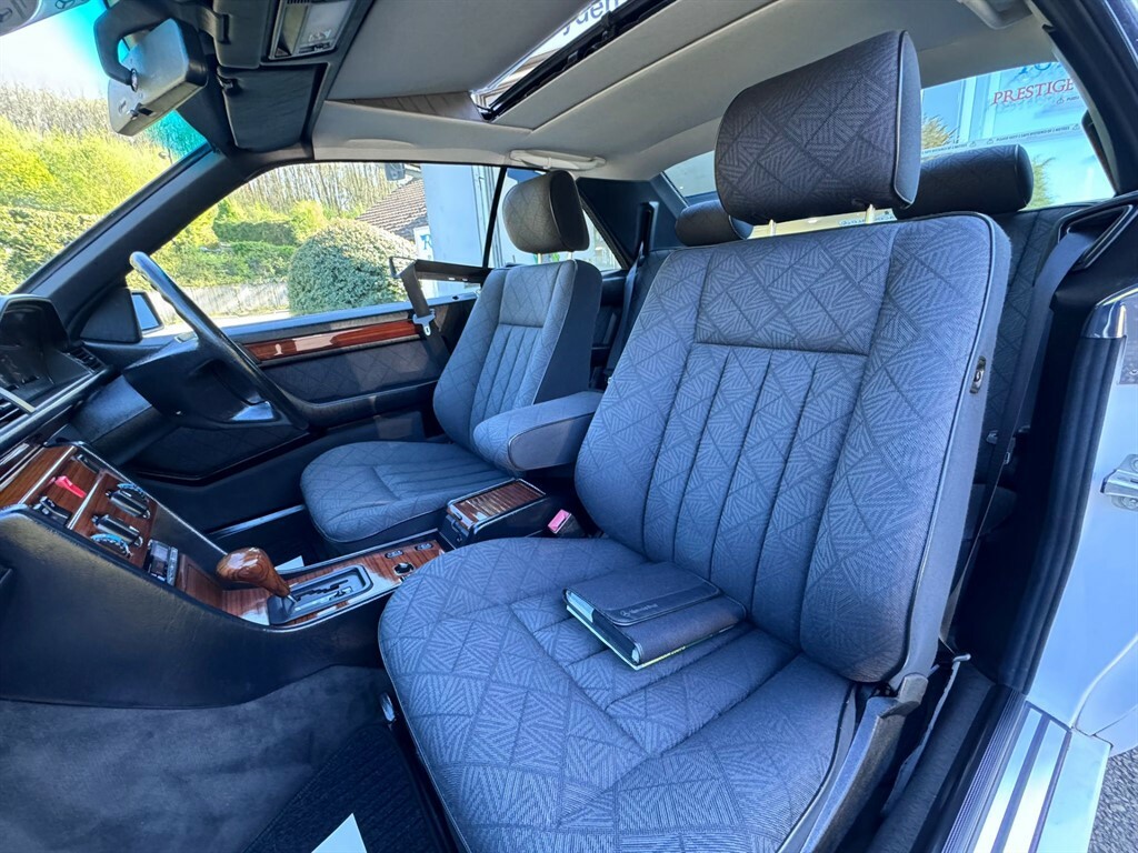 Mercedes-Benz E Class 2.2 E220 Cabriolet #29