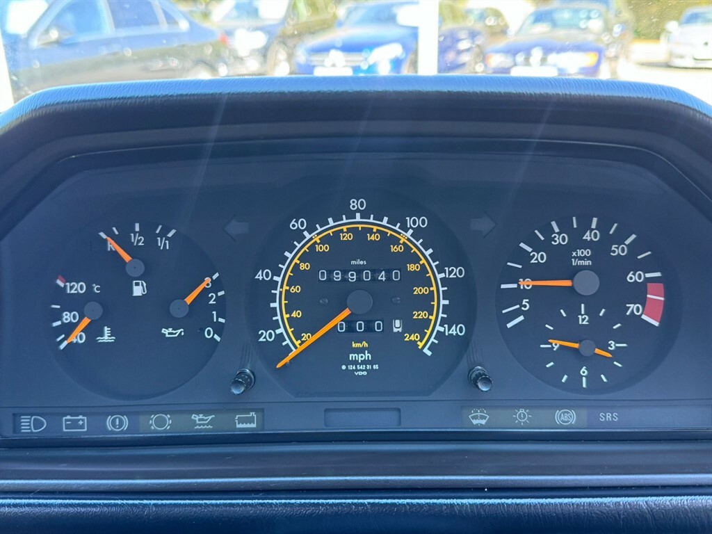 Mercedes-Benz E Class 2.2 E220 Cabriolet #24