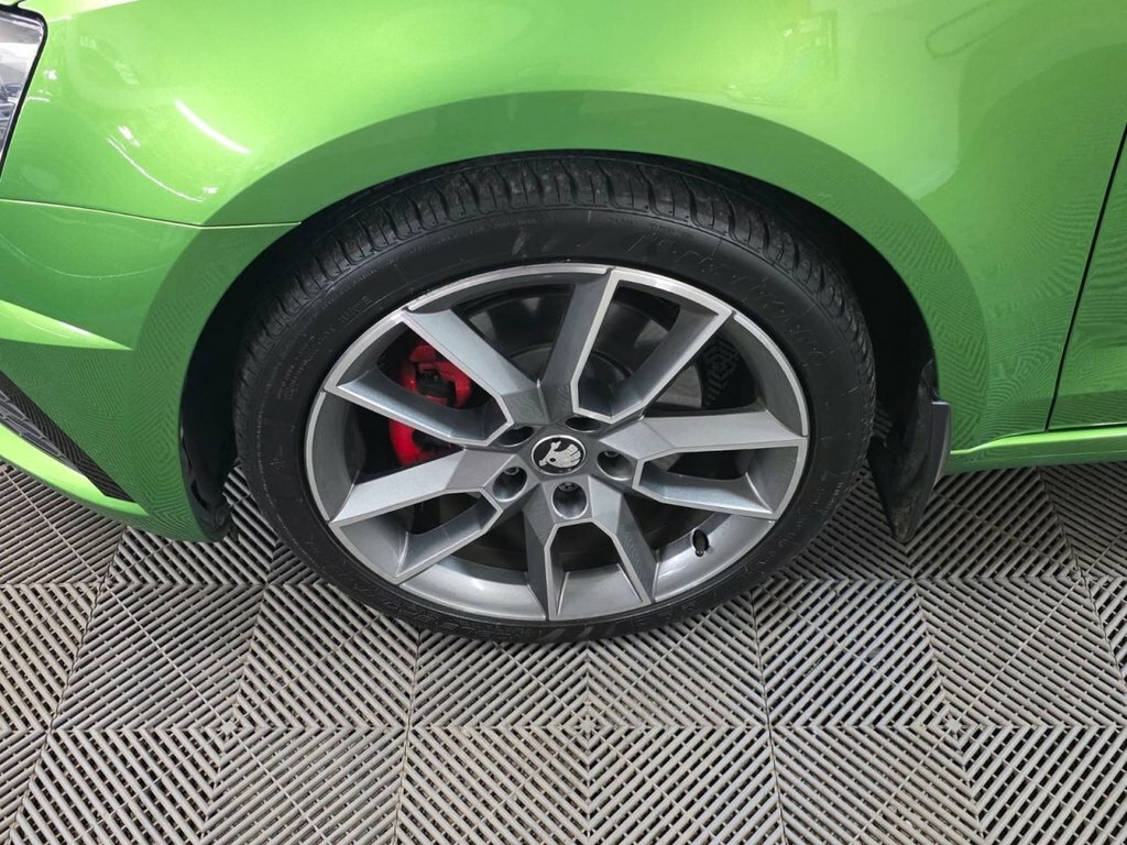 Skoda Octavia 2.0 Tdi Vrs Hatchback Euro 6 S BG67XBB Green #6