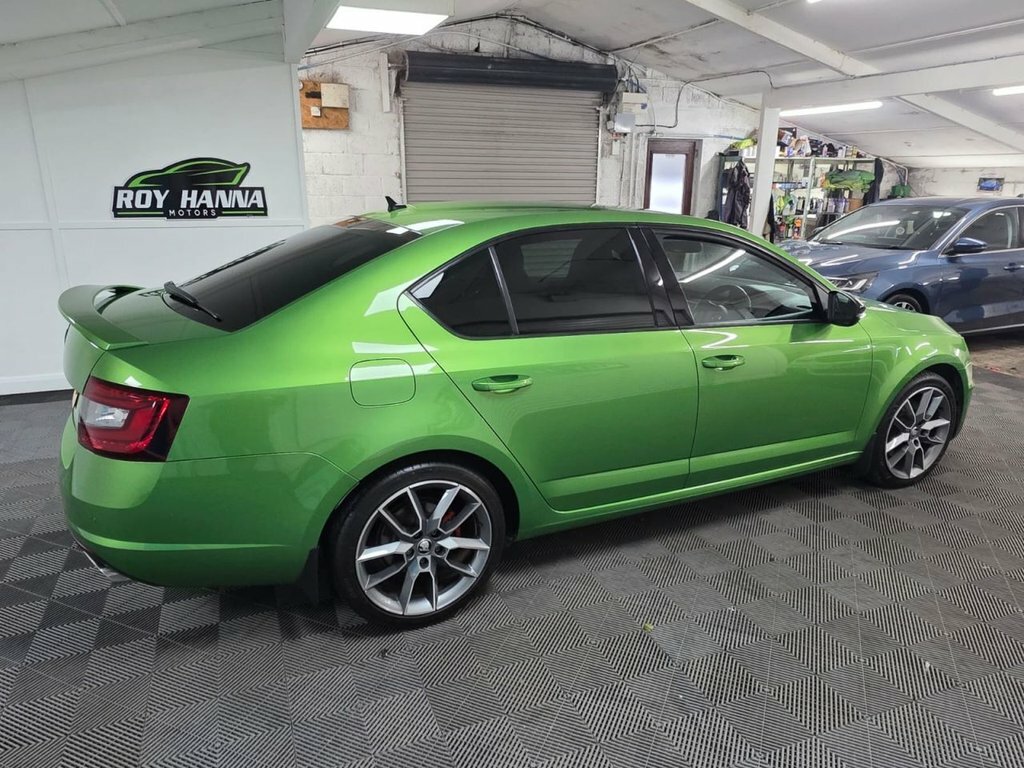 Skoda Octavia 2.0 Tdi Vrs Hatchback Euro 6 S BG67XBB Green #5