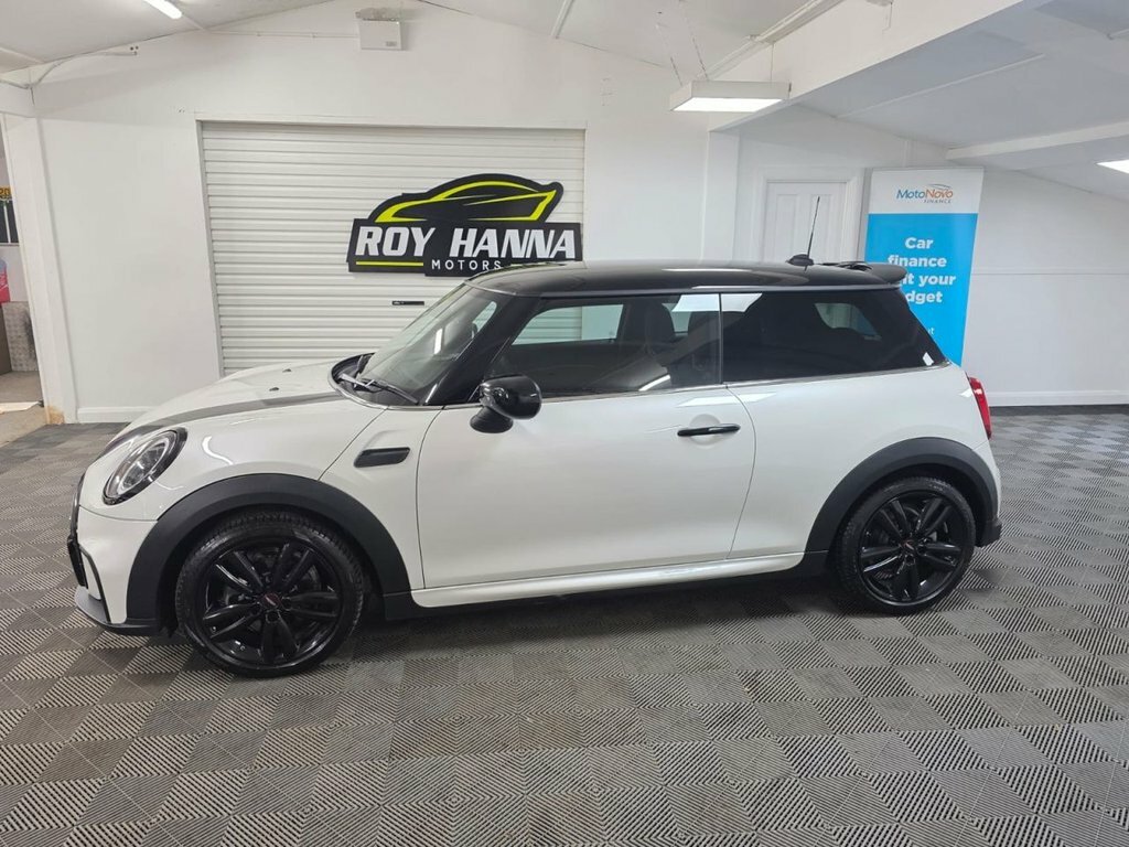 Mini Hatch 1.5 Cooper Sport Hatchback Steptronic E EJ23FWR White #6