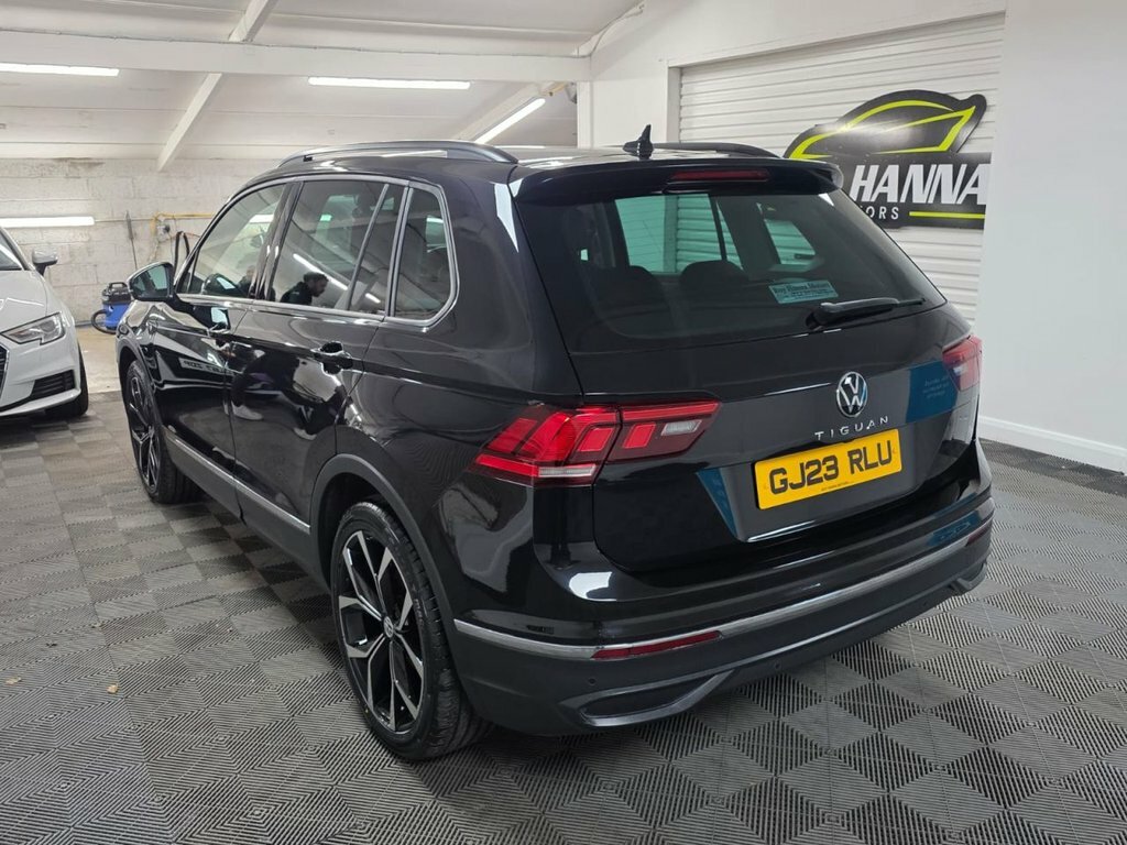 Volkswagen Tiguan 1.5 Tsi Life Suv Dsg Euro 6 S S 150 GJ23RLU Black #4