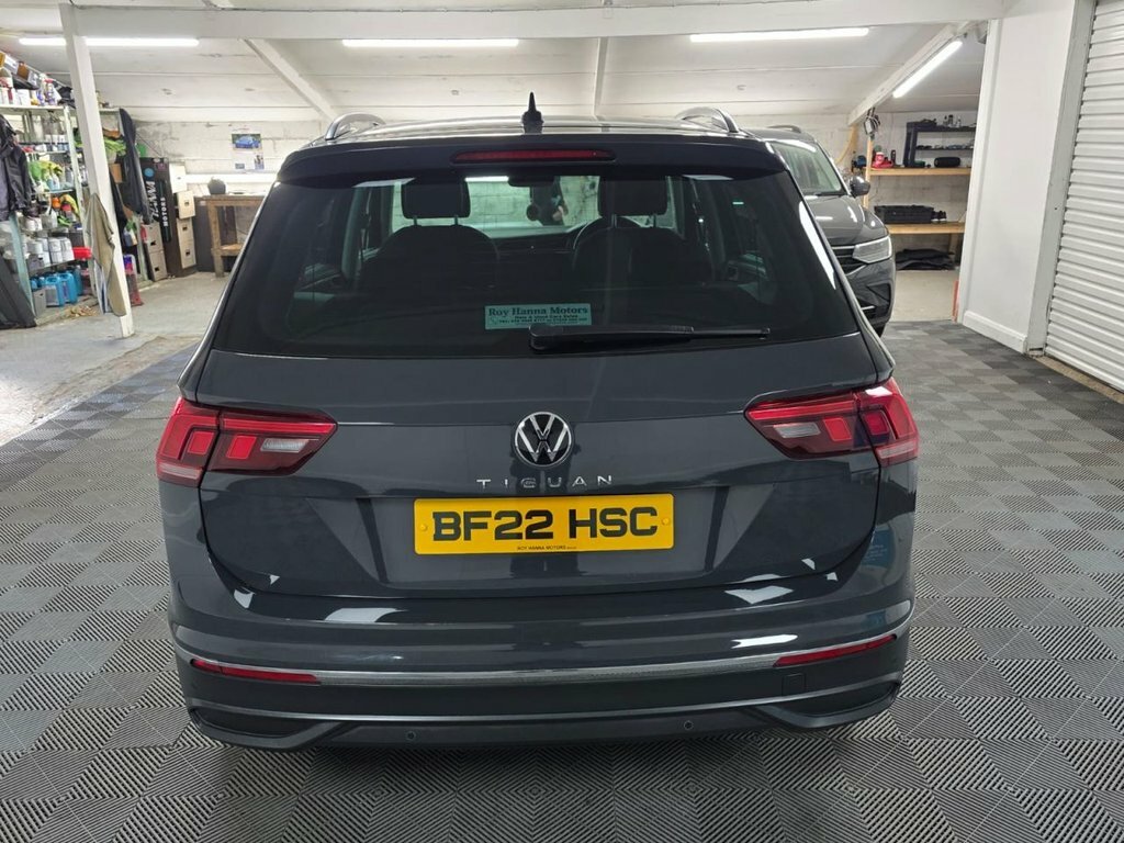 Volkswagen Tiguan 1.5 Tsi Life Suv Euro 6 S S 1 BF22HSC Grey #4