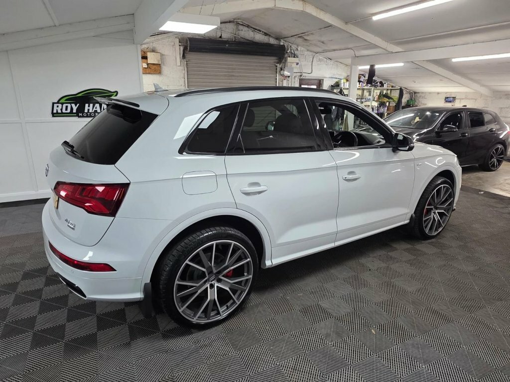 Audi Q5 2.0 Tdi 40 Black Edition Suv S Tronic Q OXZ3516 Black #4
