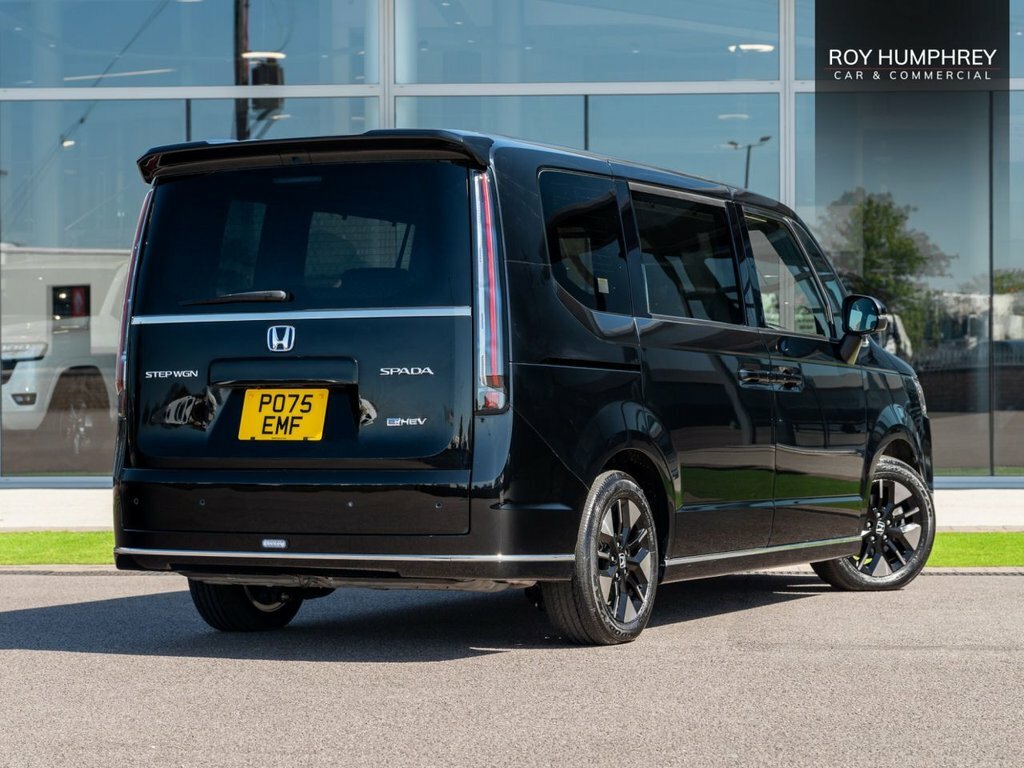 Honda StepWagon Mpv PO75EMF Black #2