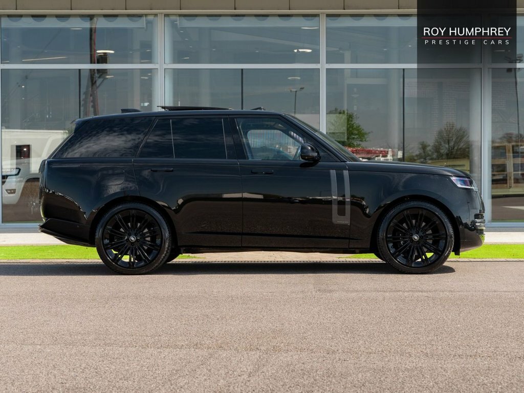 Land Rover Range Rover 3.0 D350 Mhev Suv 4W AV73UAR Black #3