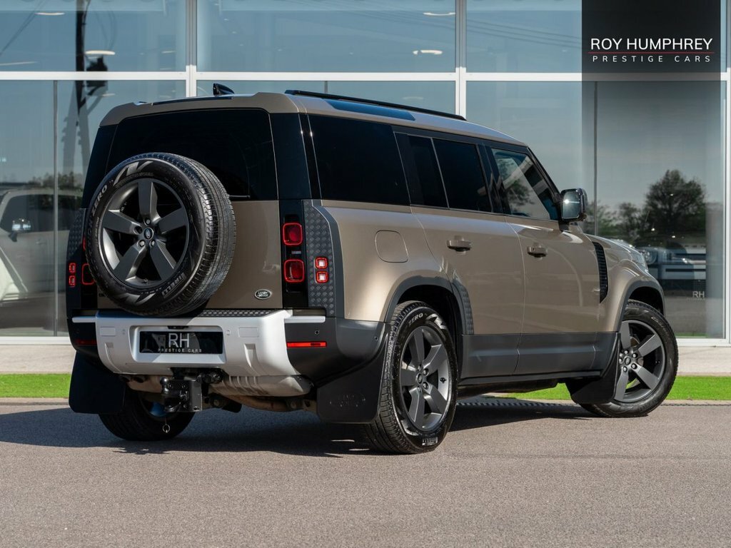 Land Rover Defender 3.0 D250 Mhev Hse Hard Top Suv 4Wd AY72OYN Brown #2