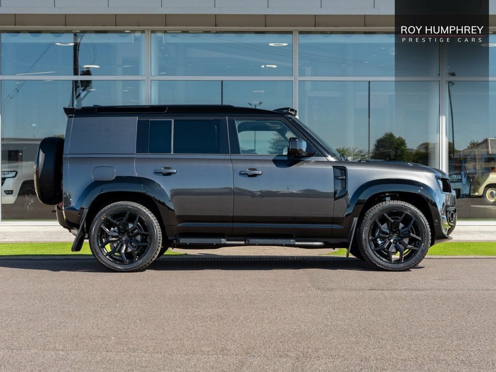 Land Rover Defender 3.0 D250 Mhev X-dynamic Se Hard Top Suv Grey #3