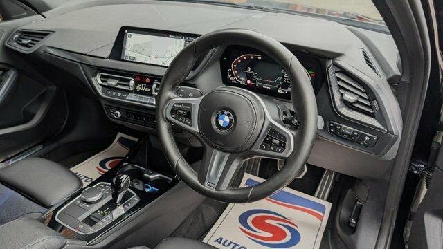 BMW 1 Series 1.5 118I M Sport Lcp Hatchback Dct Eu EA72YWV Black #2