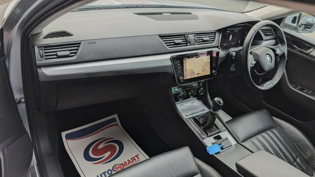 Skoda Superb 2.0 Tdi Se Technology Estate Eur Silver #5