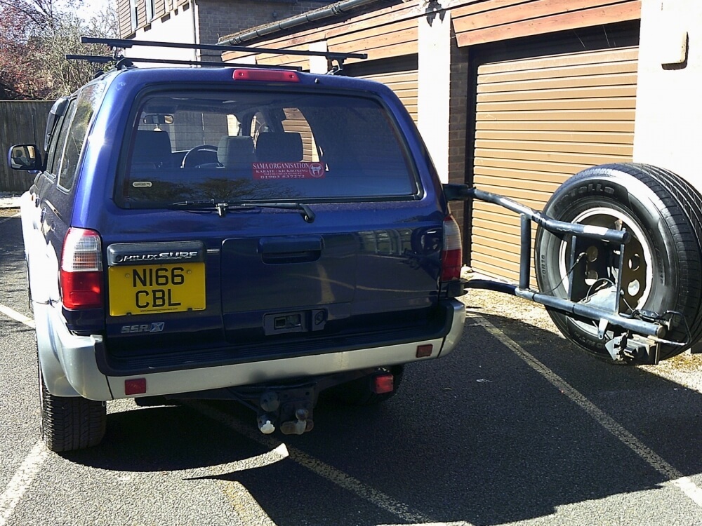 Toyota HILUX 2.4 Blue #5