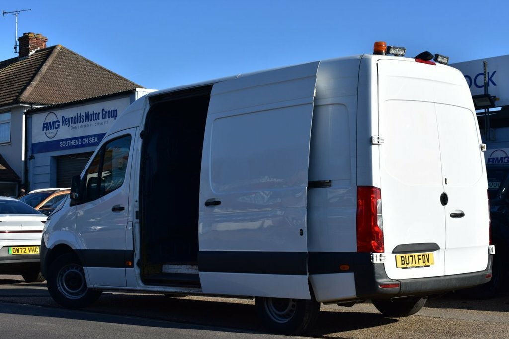 Mercedes-Benz Sprinter 2L Progressive BU71FDV White #4