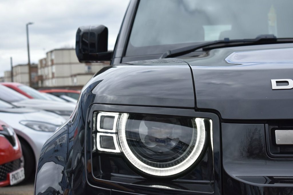 Land Rover Defender 3L X GF21OOU Black #2