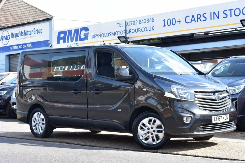 Vauxhall Vivaro 1.6L Sportive Black