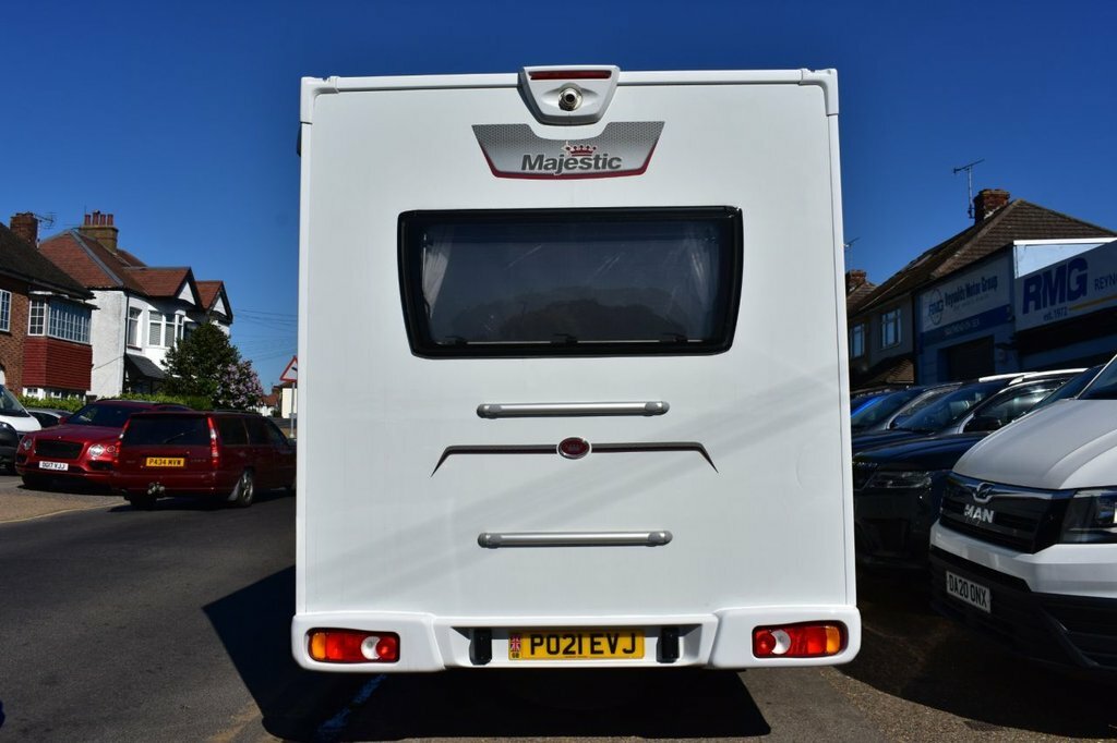 Peugeot Boxer Estate PO21EVJ White #5