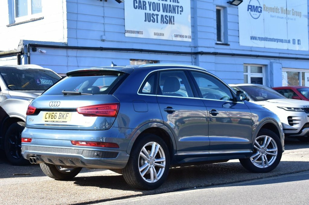 Audi Q3 2L S Line CV66BKF Blue #4