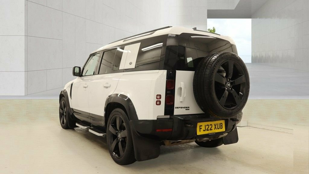 Land Rover Defender 3L X-dynamic Hse FJ22XUB White #3