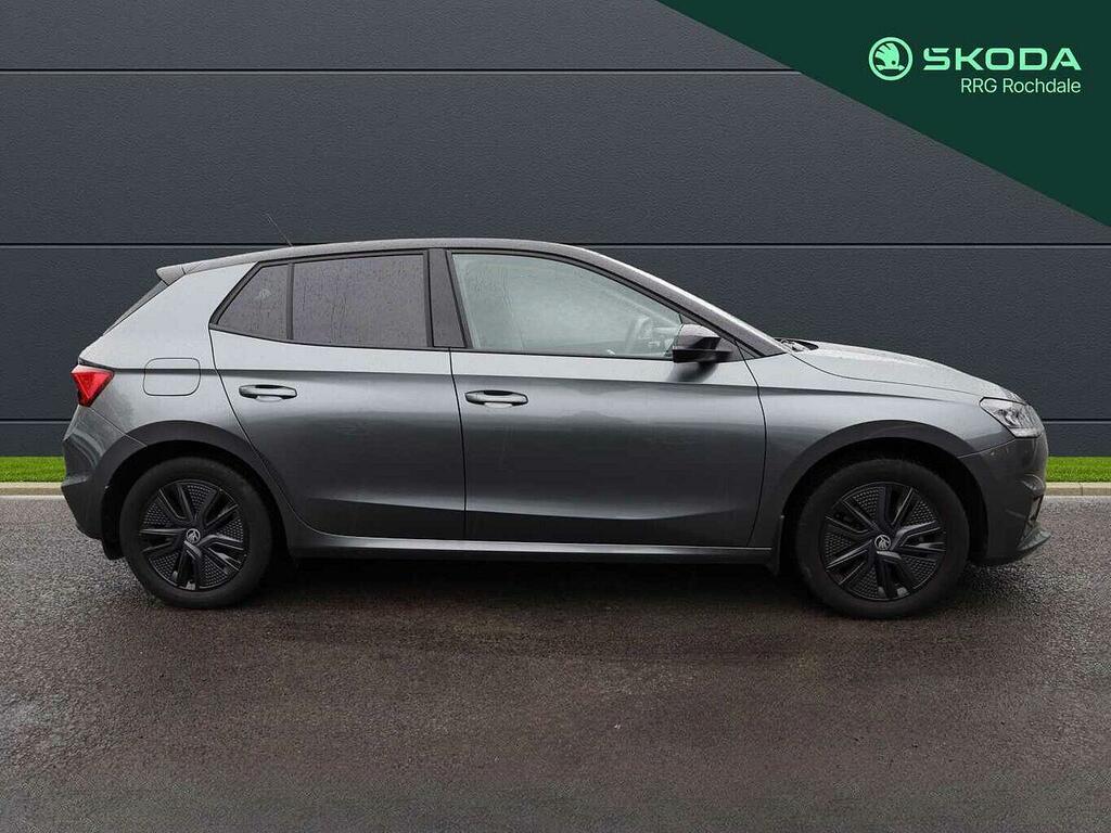 Skoda Fabia 1.5 Tsi 150 Design Edition Dsg MM25FVT Grey #4