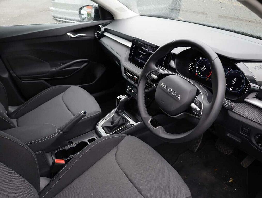 Skoda Fabia 1.5 Tsi 150 Design Edition Dsg MM25FVT Grey #6