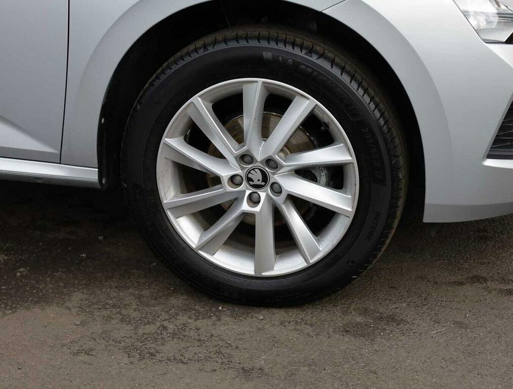 Skoda Kamiq 1.0 Tsi 95 Se Edition MV75YHG Silver #5