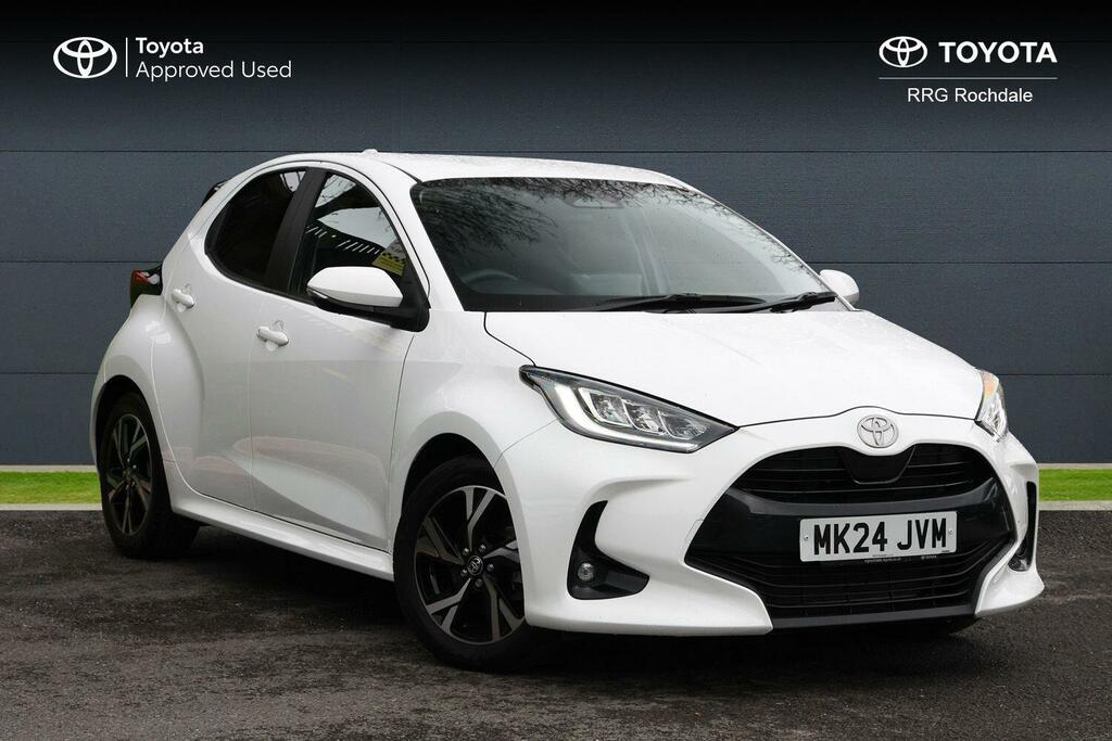 Toyota Yaris 1.5 Vvt-h Design E-cvt Euro 6 Ss White