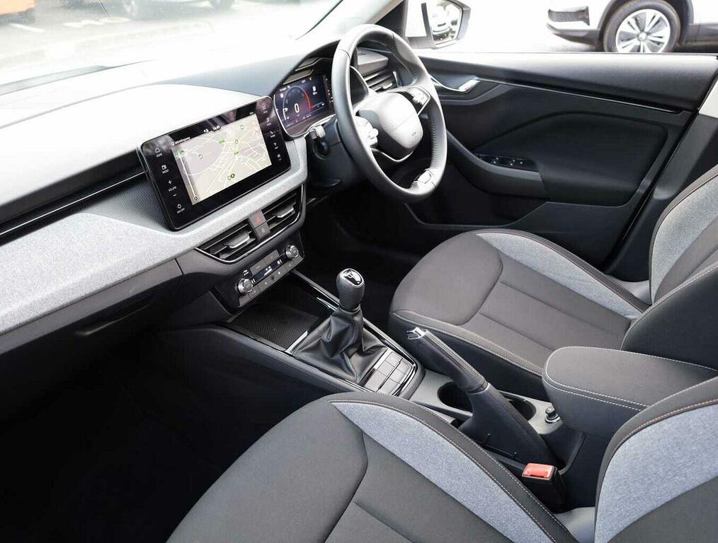 Skoda Kamiq 1.0 Tsi Se Edition KW25EDO White #2