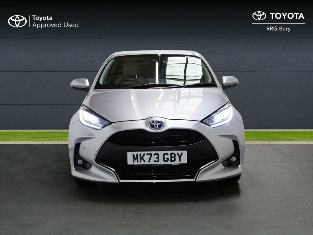 Toyota Yaris 1.5 Vvt-h Excel E-cvt Euro 6 Ss MK73GBY Silver #2