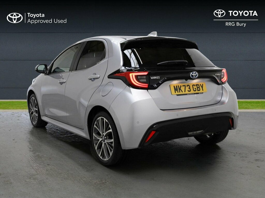 Toyota Yaris 1.5 Vvt-h Excel E-cvt Euro 6 Ss MK73GBY Silver #4