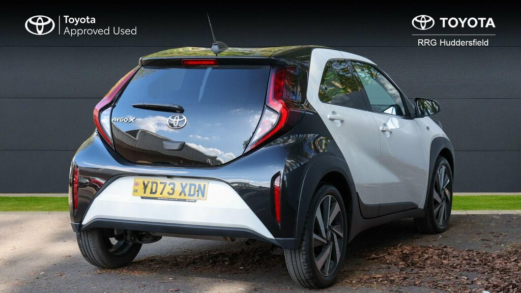 Toyota Aygo X 1.0 Vvt-i Edge Euro 6 Ss YD73XDN White #3