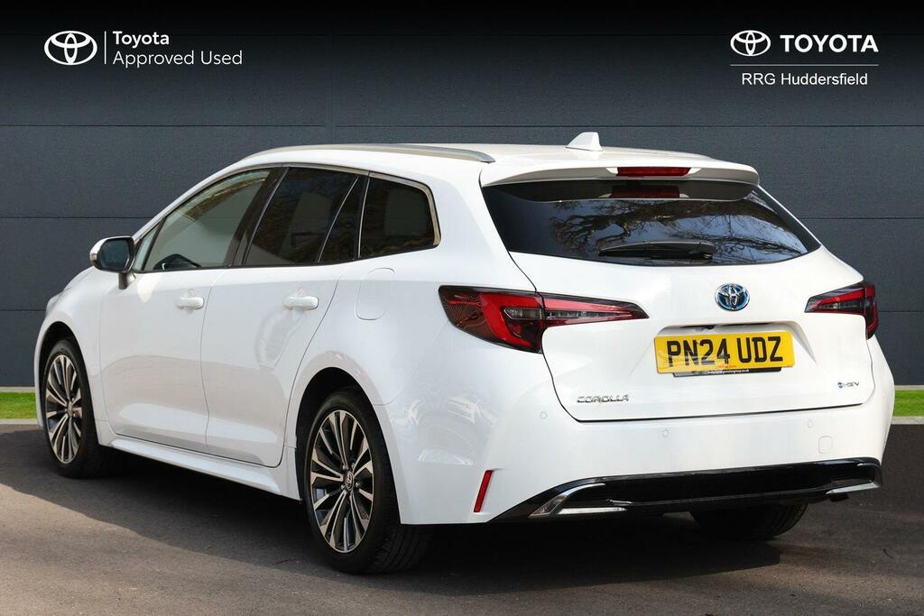 Toyota Corolla 1.8 Vvt-h Design Touring Sports Cvt Euro 6 Ss 5 PN24UDZ White #4