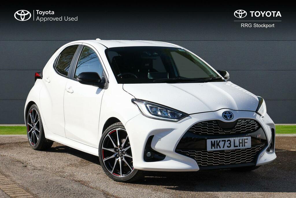 Toyota Yaris 1.5 Vvt-h Gr Sport E-cvt Euro 6 Ss MK73LHF White