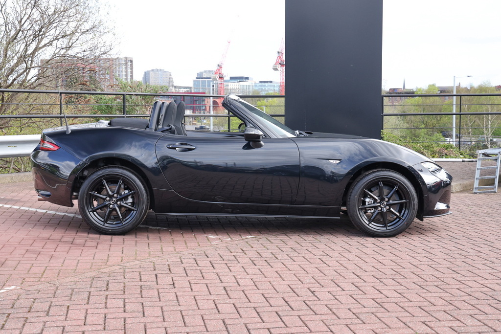 Mazda MX-5 1.5 132 Prime-line ML26WLW Black #3