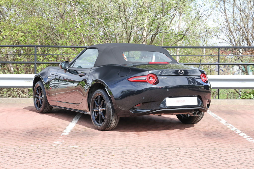 Mazda MX-5 1.5 132 Prime-line ML26WLW Black #4