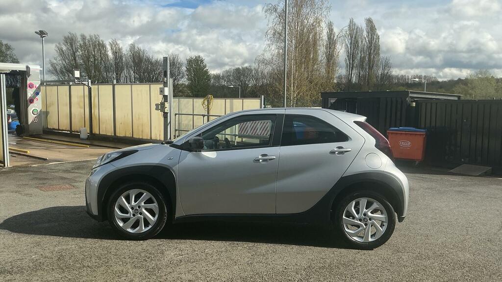 Toyota Aygo X 1.0 Vvt-i Pure Euro 6 Ss LS72YBU #5