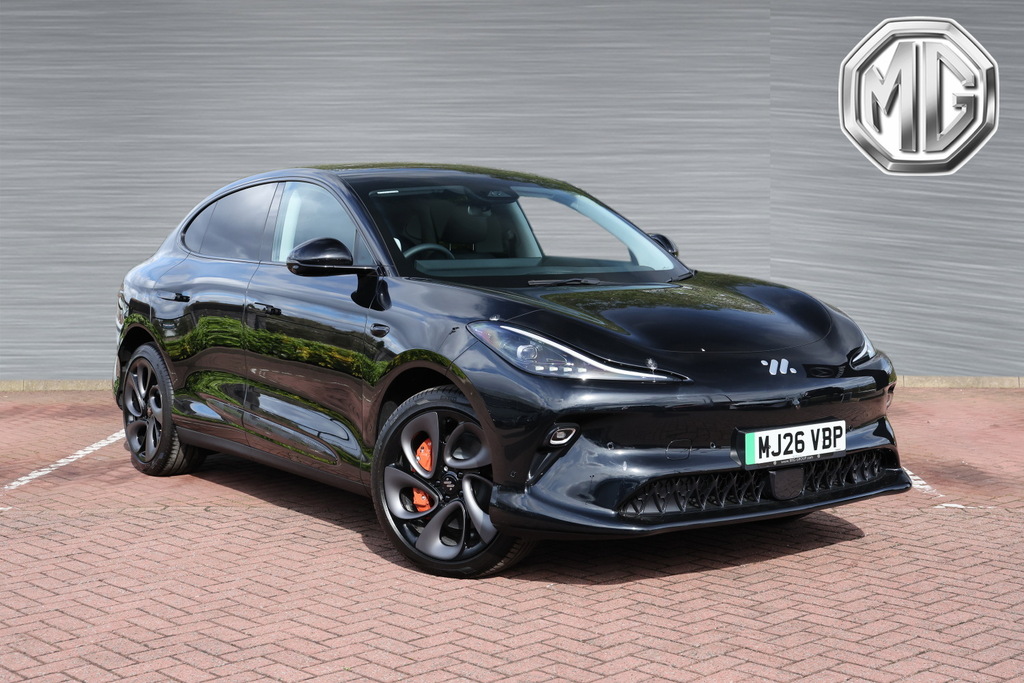 MG IM6 553Kw Performance 100Kwh Awd Black