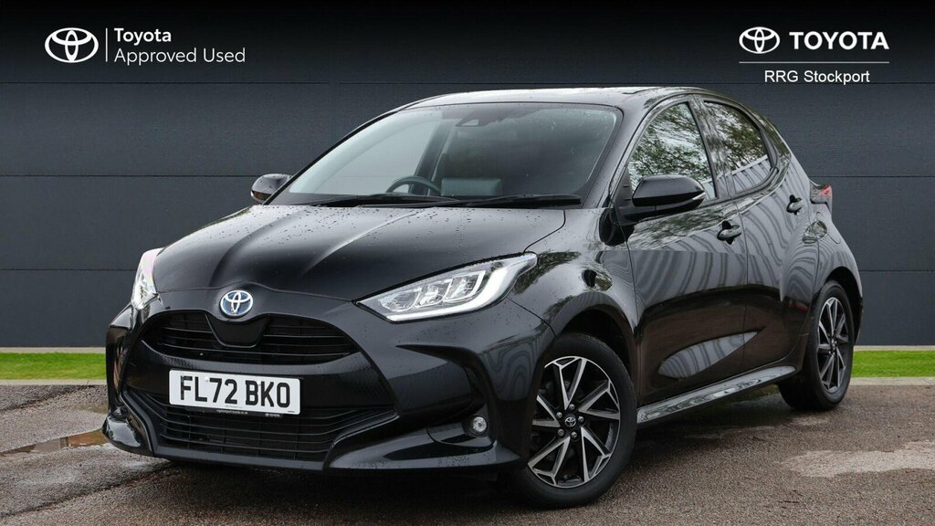 Toyota Yaris 1.5 Vvt-h Design E-cvt Euro 6 Ss FL72BKO Black #3