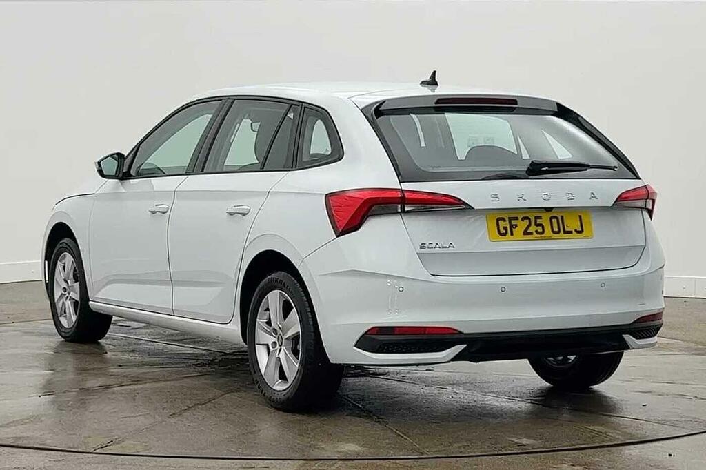 Skoda Scala 1.0 Tsi 116 Se Edition Dsg GF25OLJ White #3