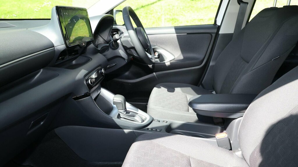 Toyota Yaris 1.5 Vvt-h Icon E-cvt Euro 6 Ss White #5