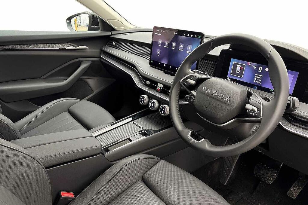 Skoda Superb 2.0 Tdi Se L Dsg KS75CNZ Black #6