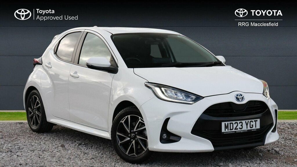 Toyota Yaris 1.5 Vvt-h Design E-cvt Euro 6 Ss White