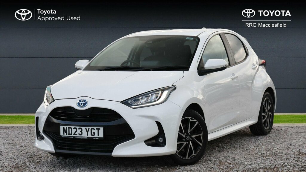 Toyota Yaris 1.5 Vvt-h Design E-cvt Euro 6 Ss MD23YGT White #3