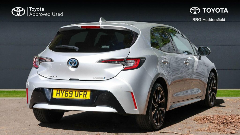 Toyota Corolla 1.8 Vvt-h Excel Cvt Euro 6 Ss HY69UFR Silver #3