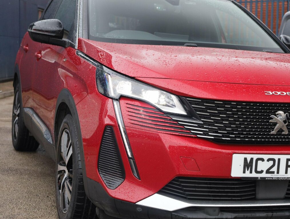 Peugeot 3008 1.5 Bluehdi Gt Euro 6 Ss Red #2