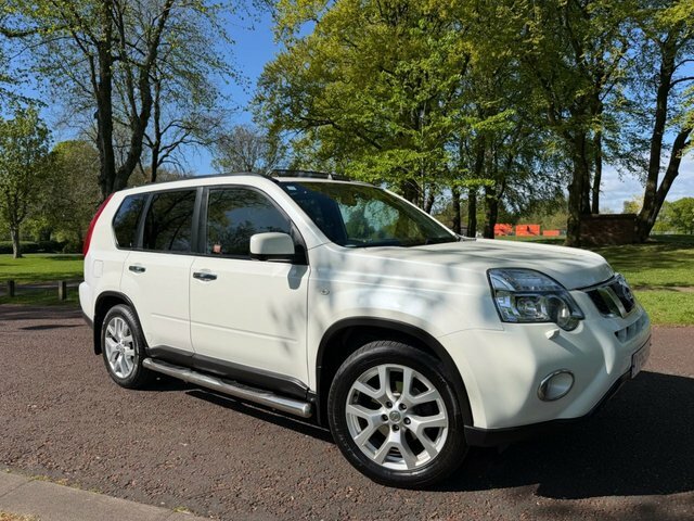Nissan X-Trail 2013 2.0 Dci Tekna Suv 4Wd Euro White