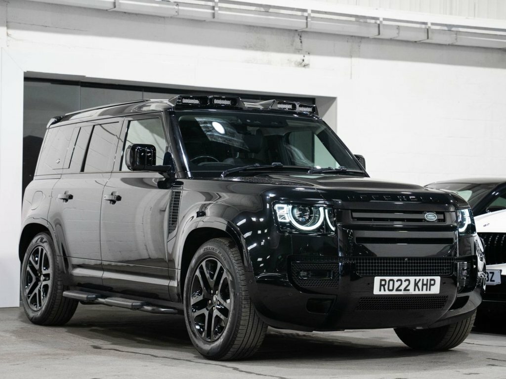 Land Rover Defender 3L Xs Edition Black