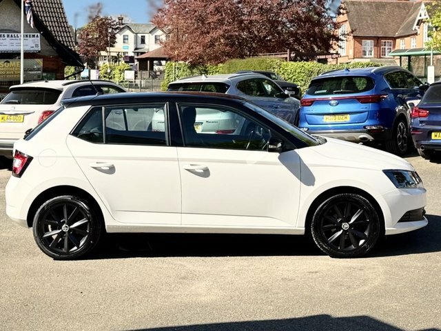 Skoda Fabia 1.2 Tsi Colour Edition Hatchback KS66VAJ White #6