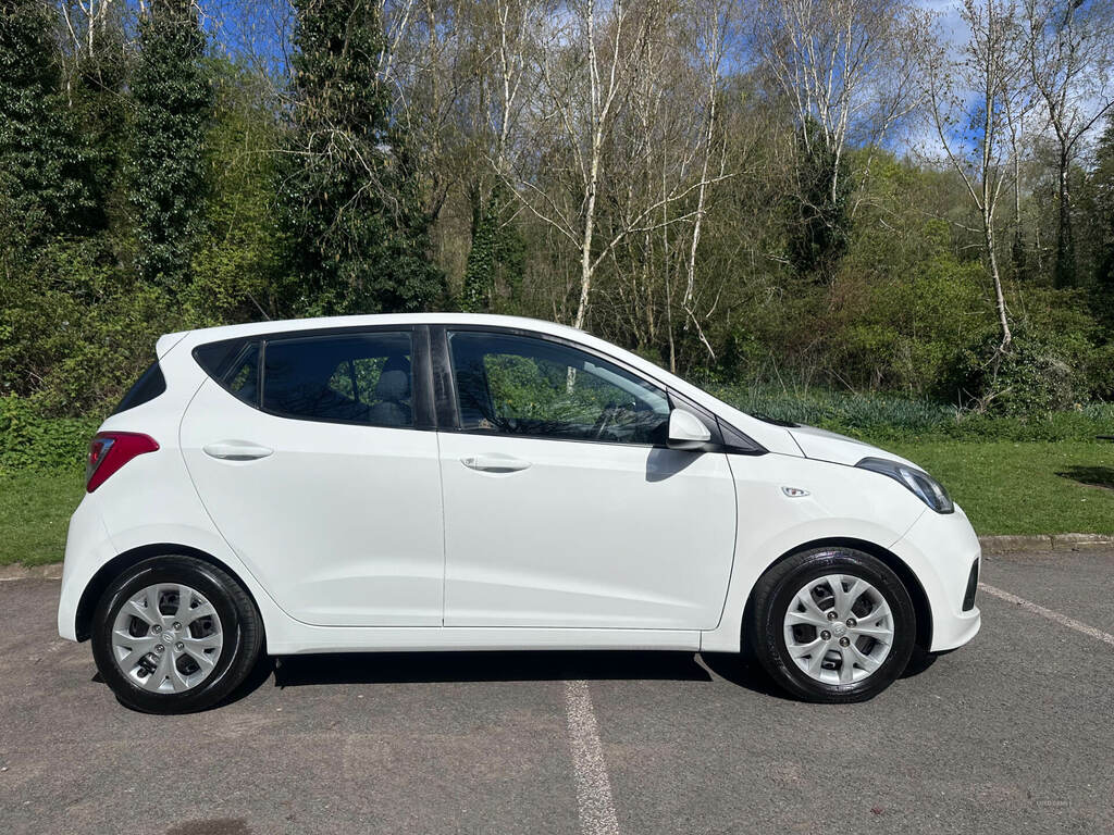 Hyundai I10 1.2 Se White #2
