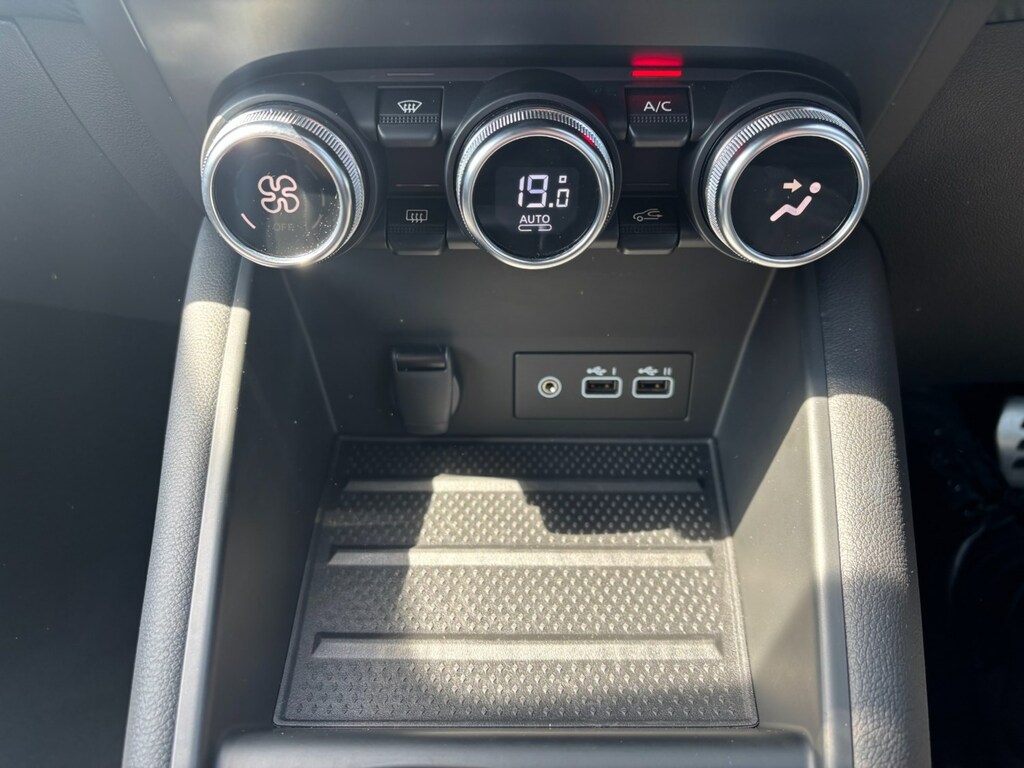 Renault Captur 1.6 E-tech Full Hybrid 145 Engineered Grey #4